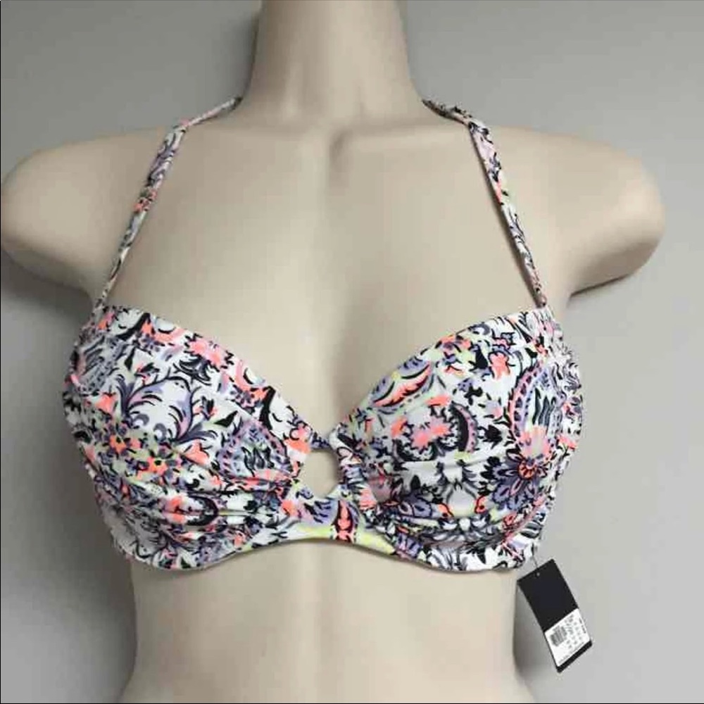 Nwt Victoria’s Secret bikini top